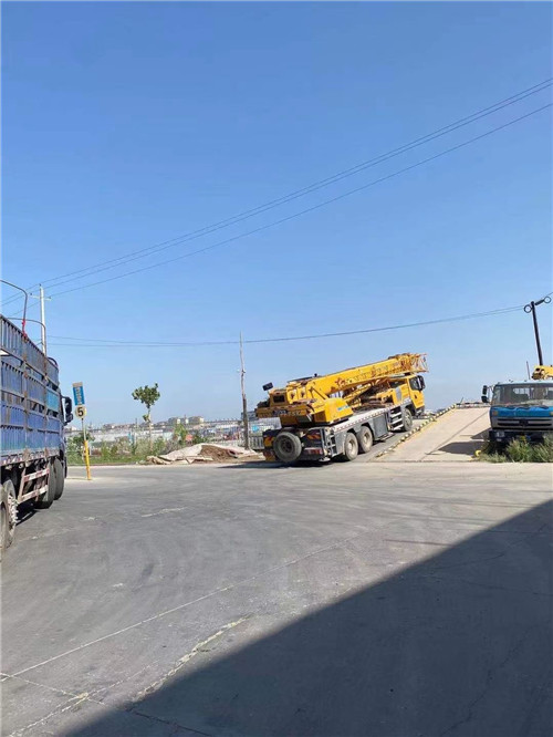 和平县25吨吊车的租赁价格大概是多少？